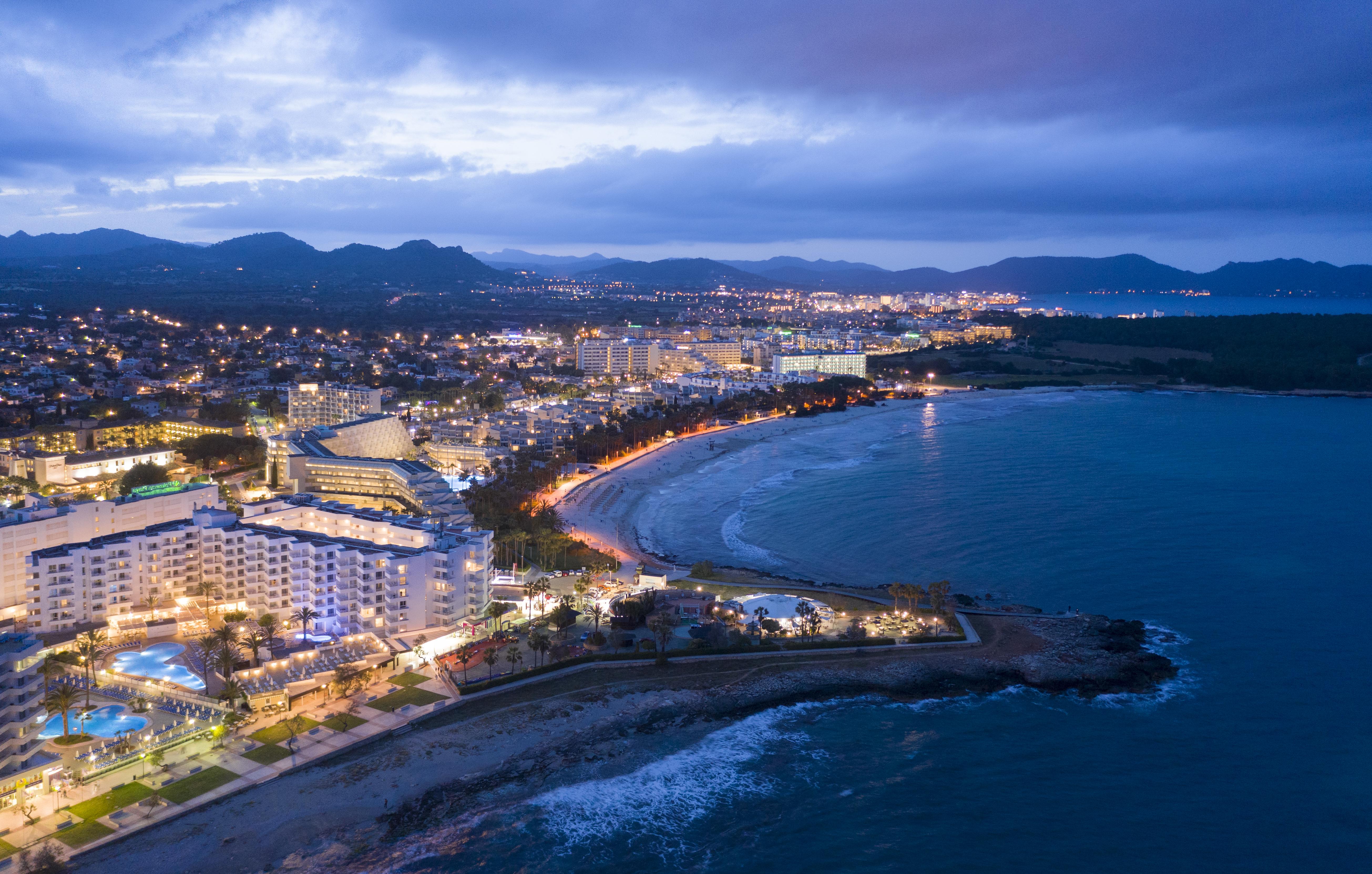 Hotel Palia Sa Coma Playa Exterior photo